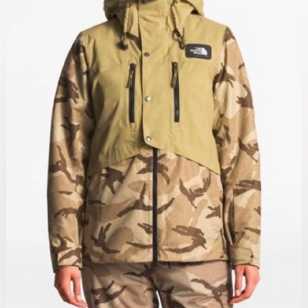 The North Face Superlu Camo Jacket - Medium